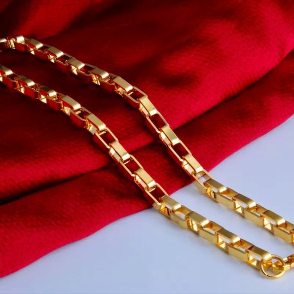 Fashion Jewelry Jewelry - 18K Yellow Gold 20 Inch Large Box Necklace 5mm Wide